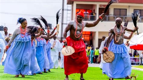 Urhobo Cultural Centre - Żywa Historia i Tradycja Nigerii!