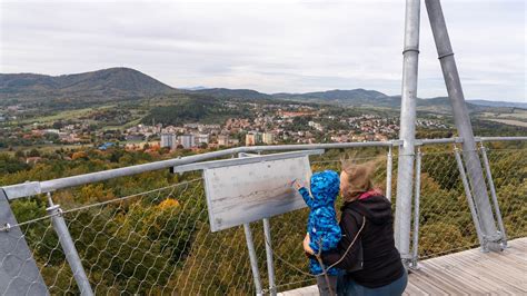 Wzgórze Daniu - Zabytkowa Wieża i Zapierające Tchnienie Widoki nad Rzeką Yalu